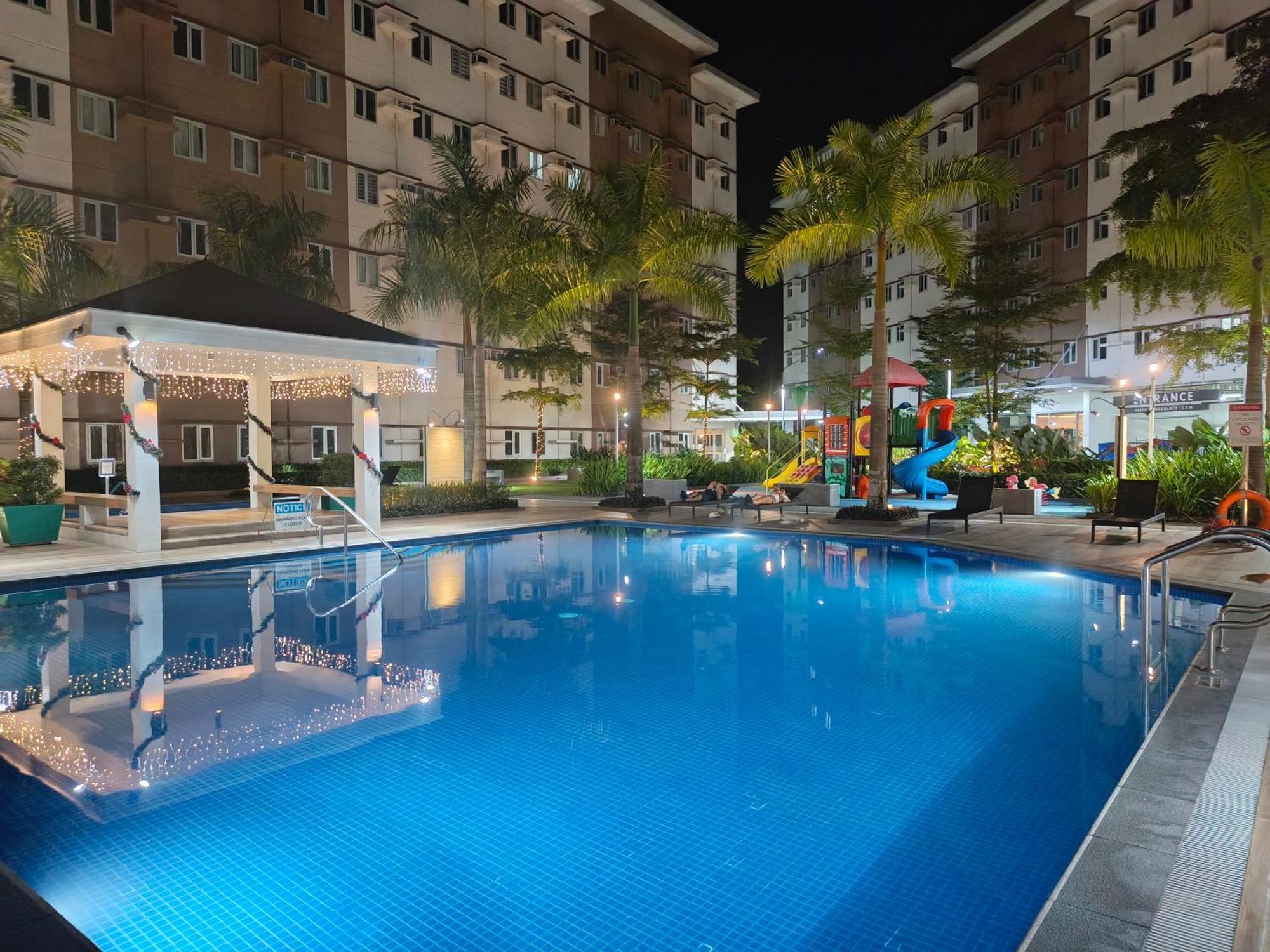 Happy Stays A - Sunset View At Smdc Hope Residences Trece Martires Exterior photo