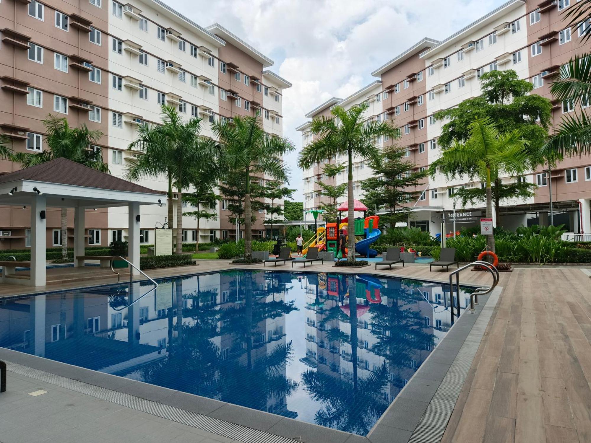 Happy Stays A - Sunset View At Smdc Hope Residences Trece Martires Exterior photo